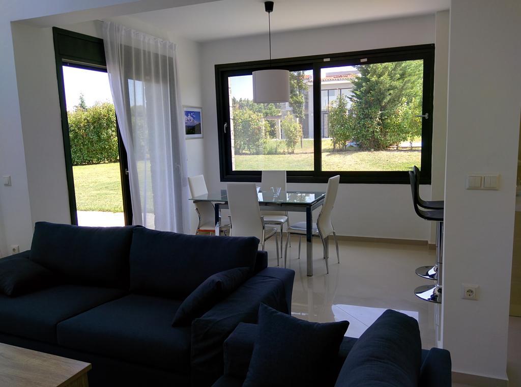 Sunny Sani Luxury Villas Zimmer foto