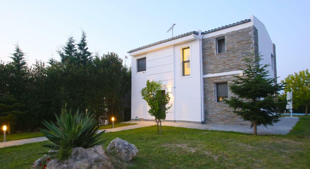 Sunny Sani Luxury Villas Exterior foto